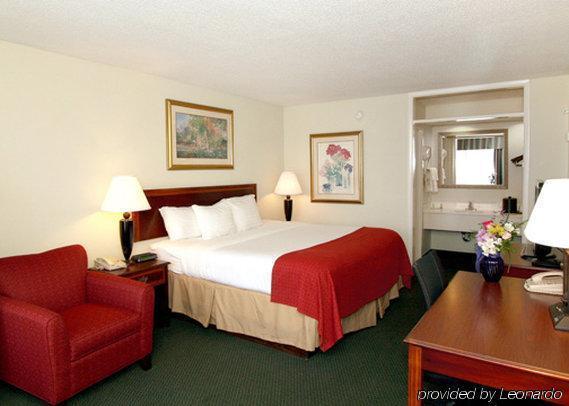 Clarion Inn & Suites Dothan South Cameră foto